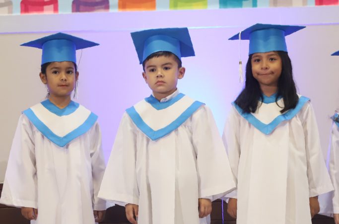 GRAD CD_Mesa de trabajo 1 copia 2